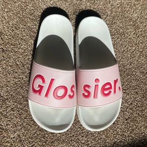 Glossier Slides Size 9/10